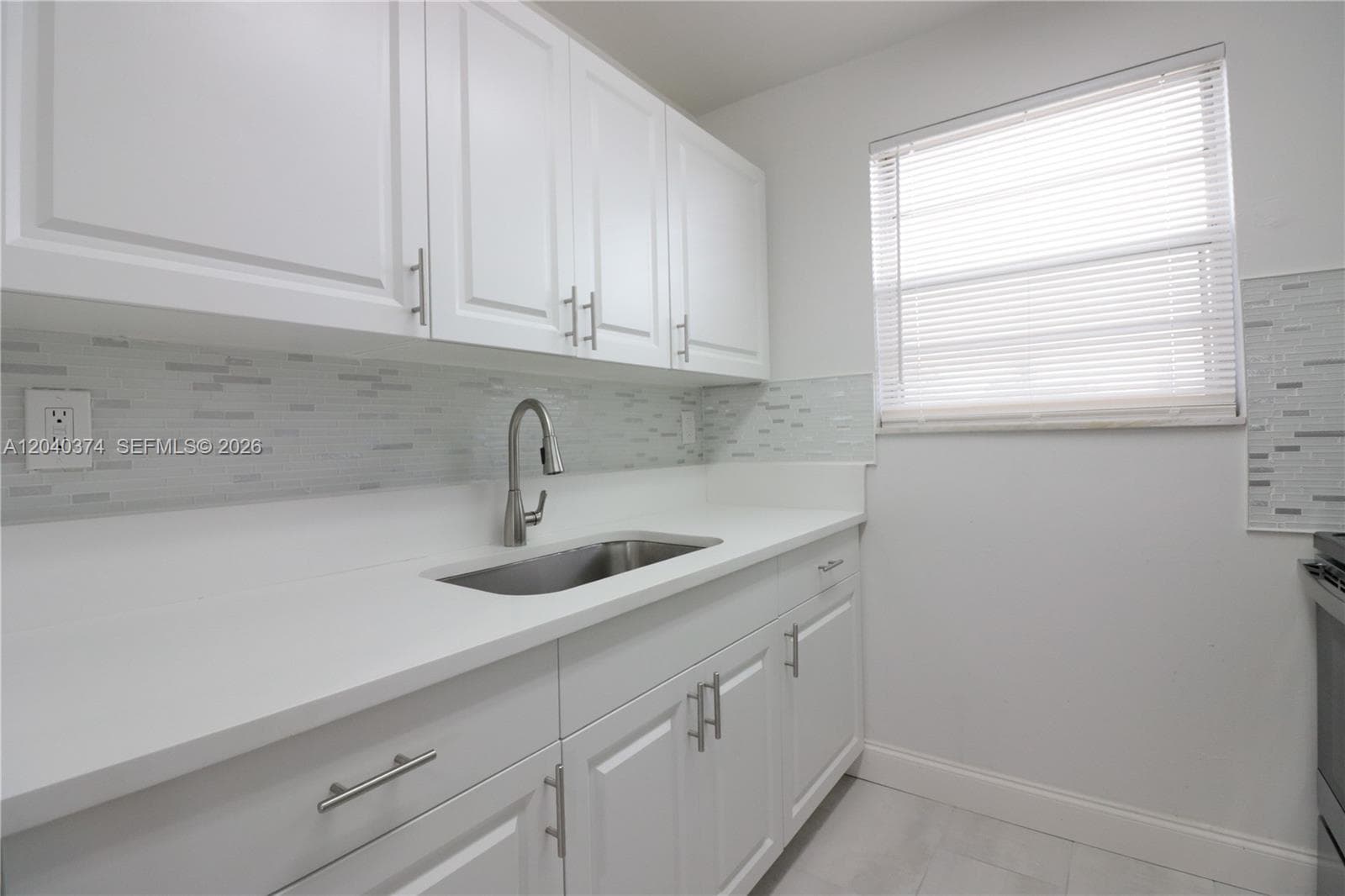 400 NE 1st St # 108, Hallandale Beach FL 33009 photo 5