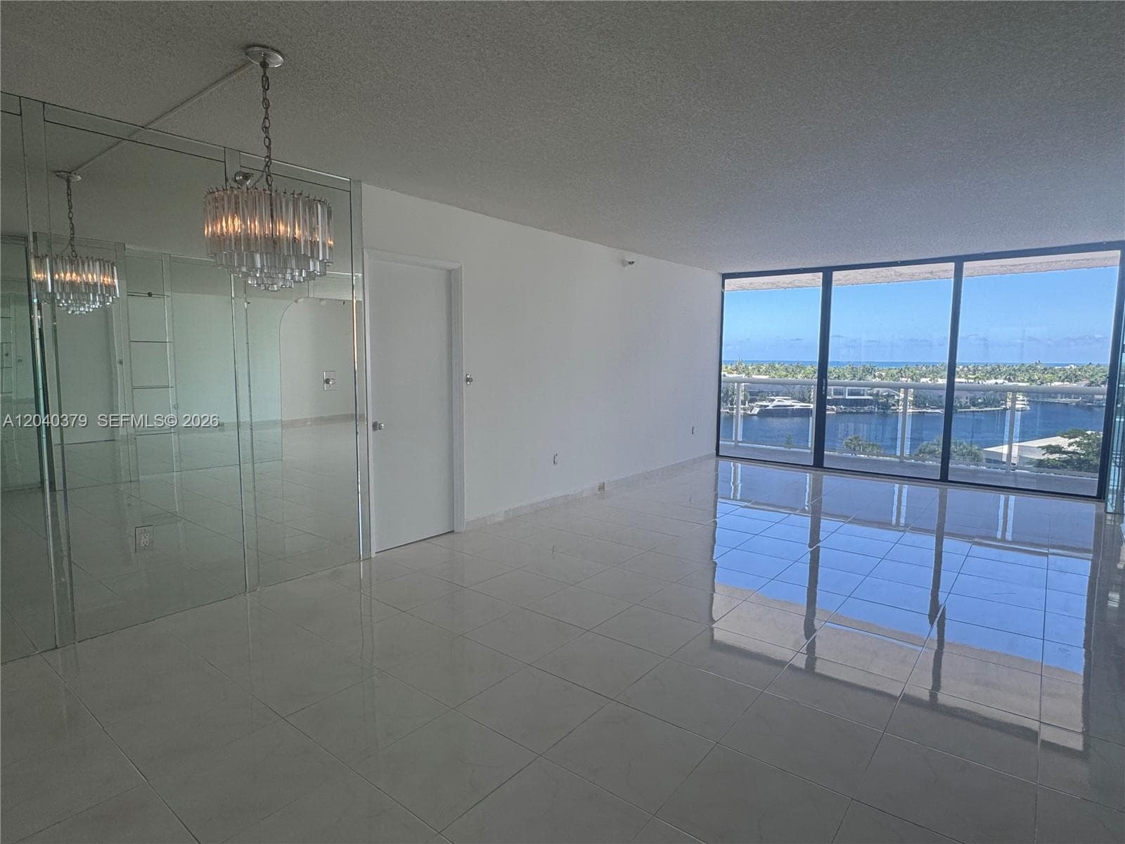 20505 E Country Club Dr # 835, Aventura FL 33180 photo 3
