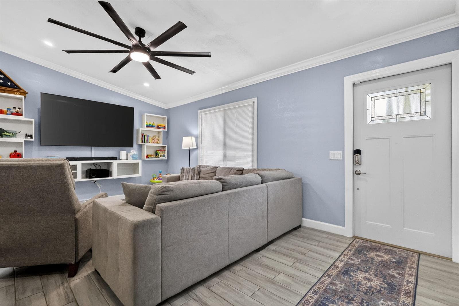 202 Elaine Circle W, West Palm Beach FL 33409 photo 5