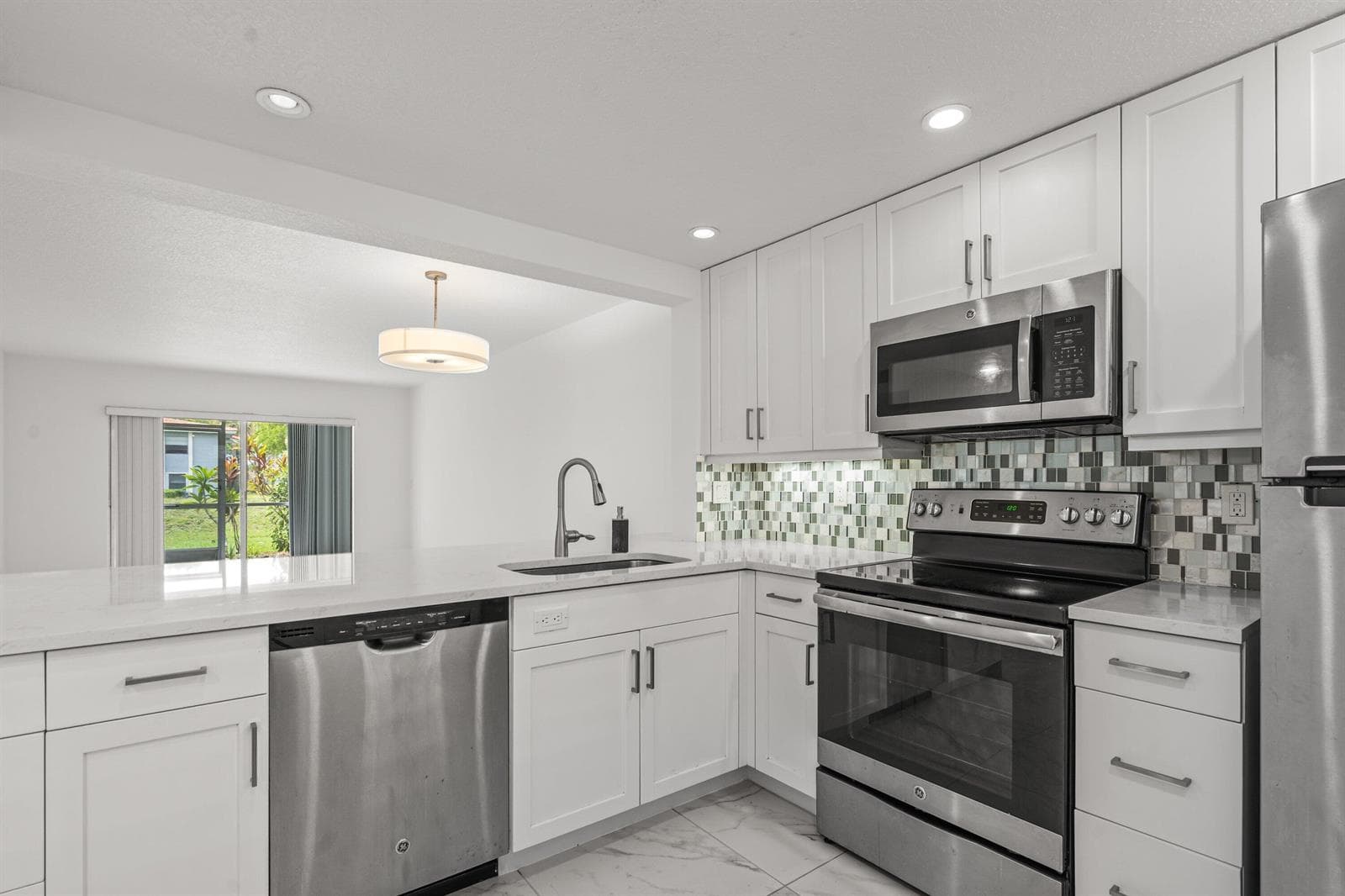 3090 Holiday Springs Boulevard Unit 109, Margate FL 33063 photo 4