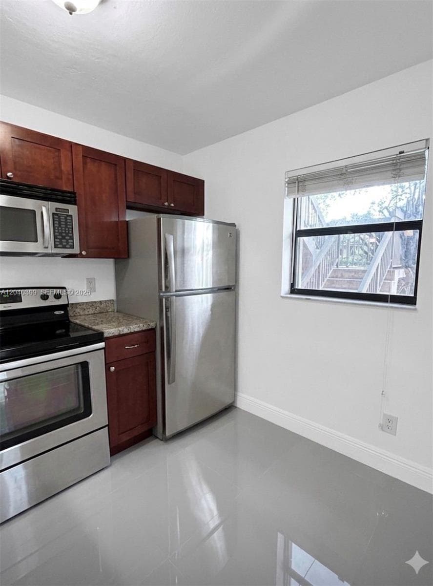 10325 NW 11th St # 101, Pembroke Pines FL 33026 photo 4