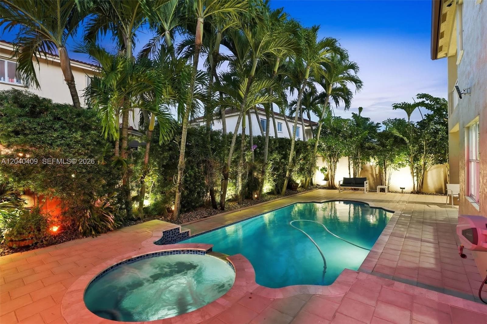 2517 SW 148th Ct, Miami FL 33185 photo 3