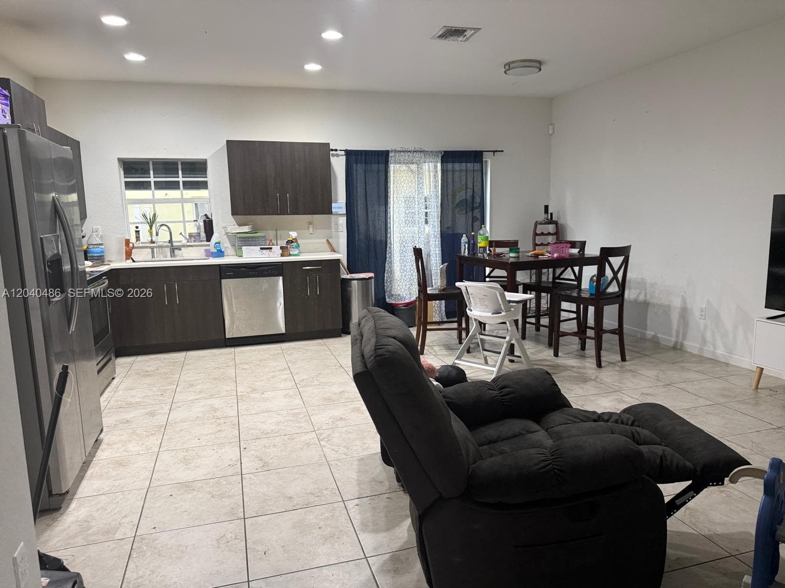 4037 NW 10th Pl, Lauderhill FL 33313 photo 4