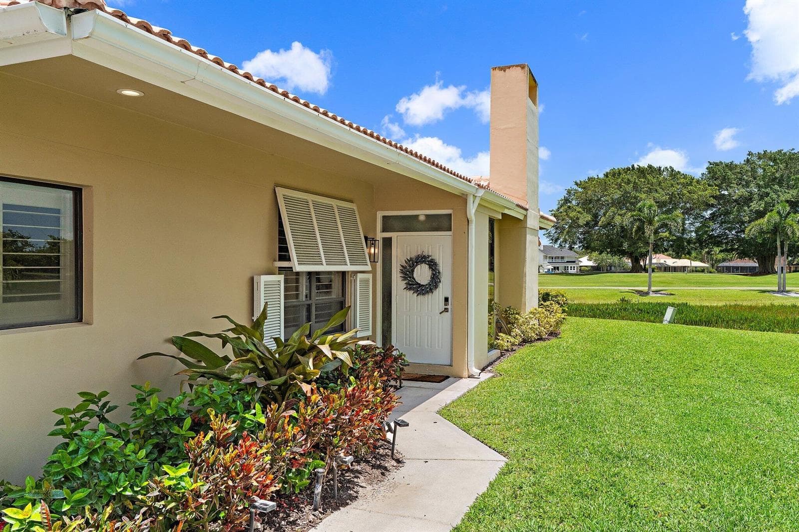 261 Old Meadow Way Way, Palm Beach Gardens FL 33418 photo 2