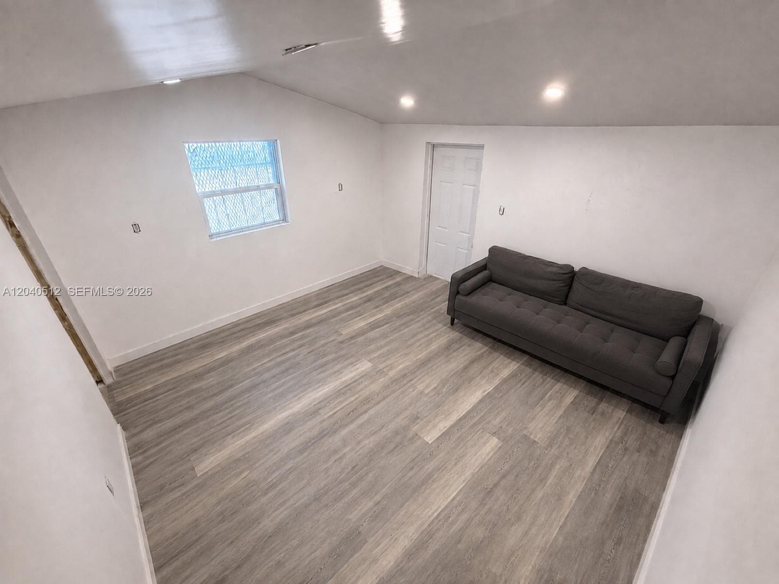 867 NW 109th St, Miami FL 33168 photo 4