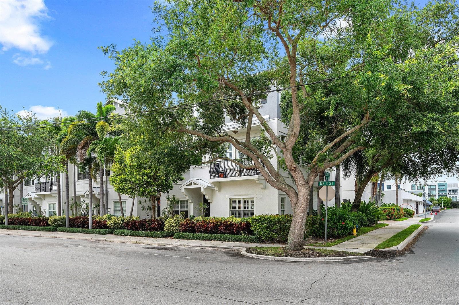 290 NE 5th Avenue # 9, Delray Beach FL 33483 photo 2