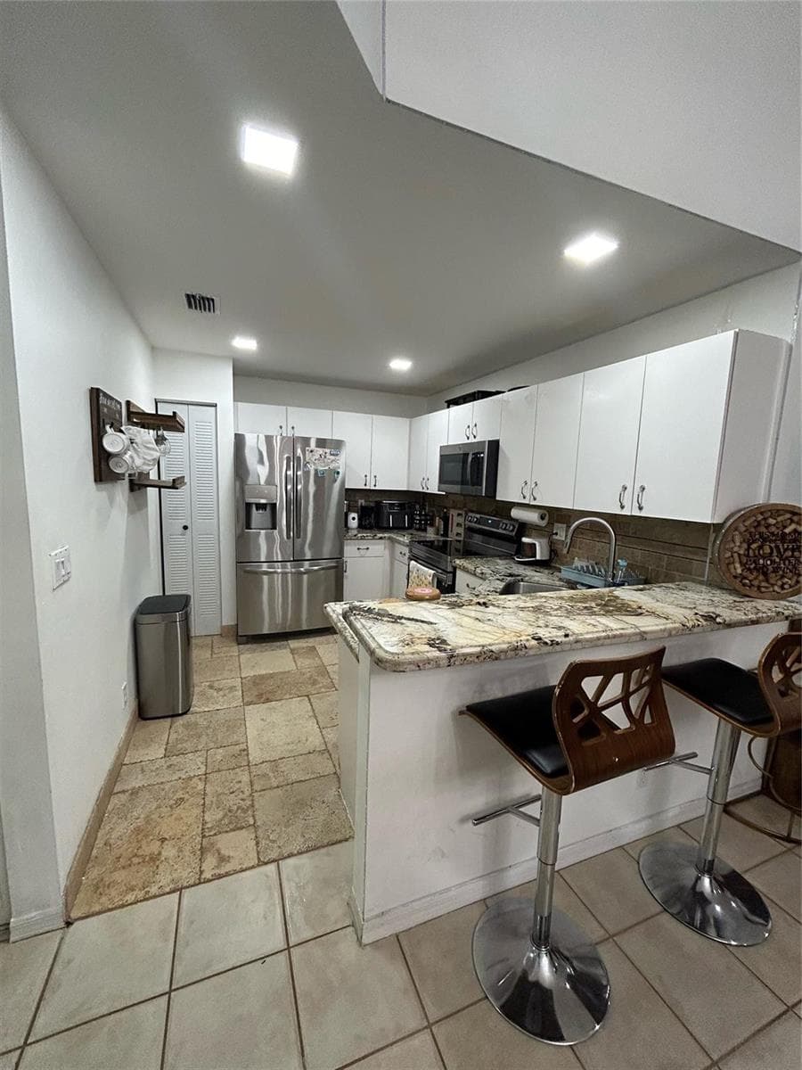 11296 SW 17th Court, Miramar FL 33025 photo 3