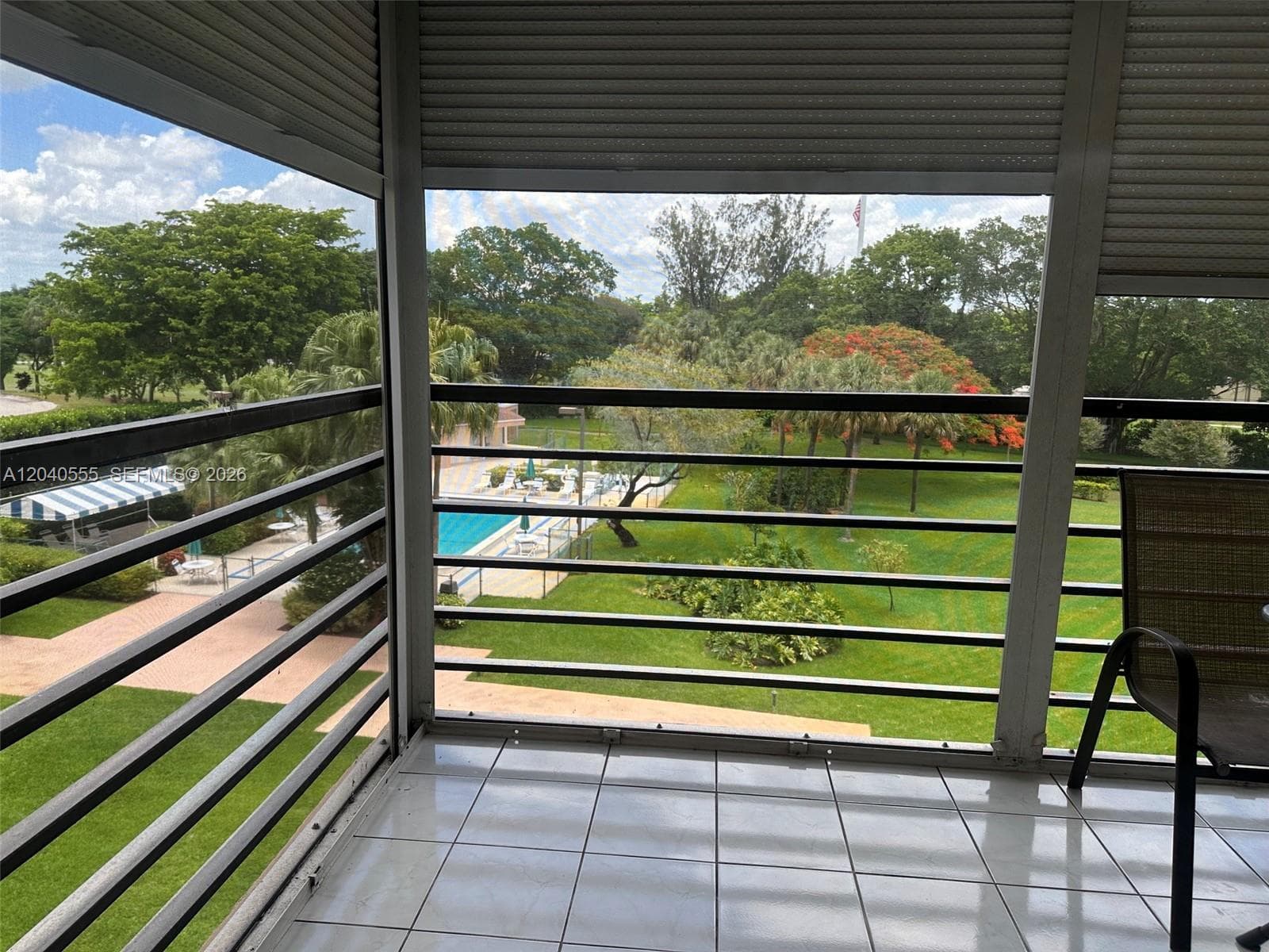 900 Saint Charles Pl # 407, Pembroke Pines FL 33026 photo 3