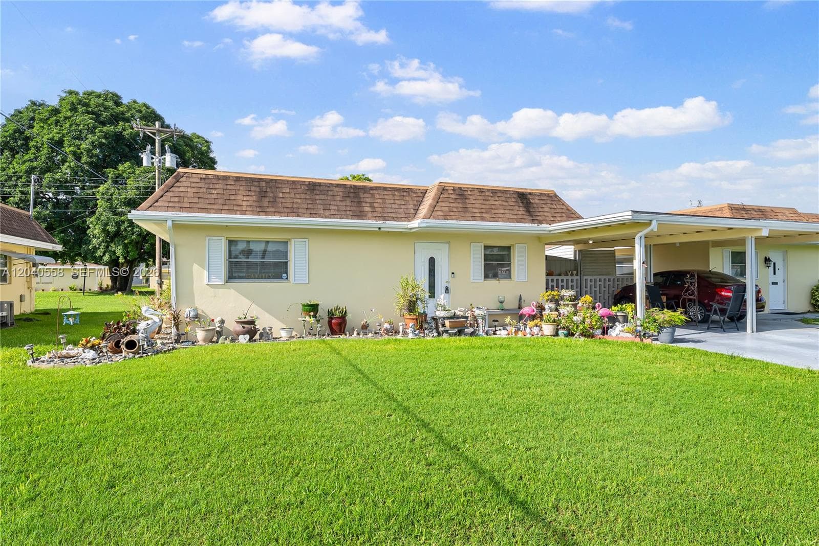 2208 Gardenia Way, Lehigh Acres FL 33936 photo 2