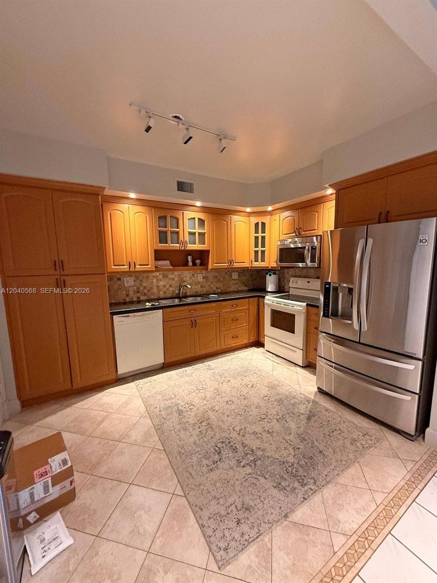 1701 S Ocean Dr # 105, Hollywood FL 33019 photo 3
