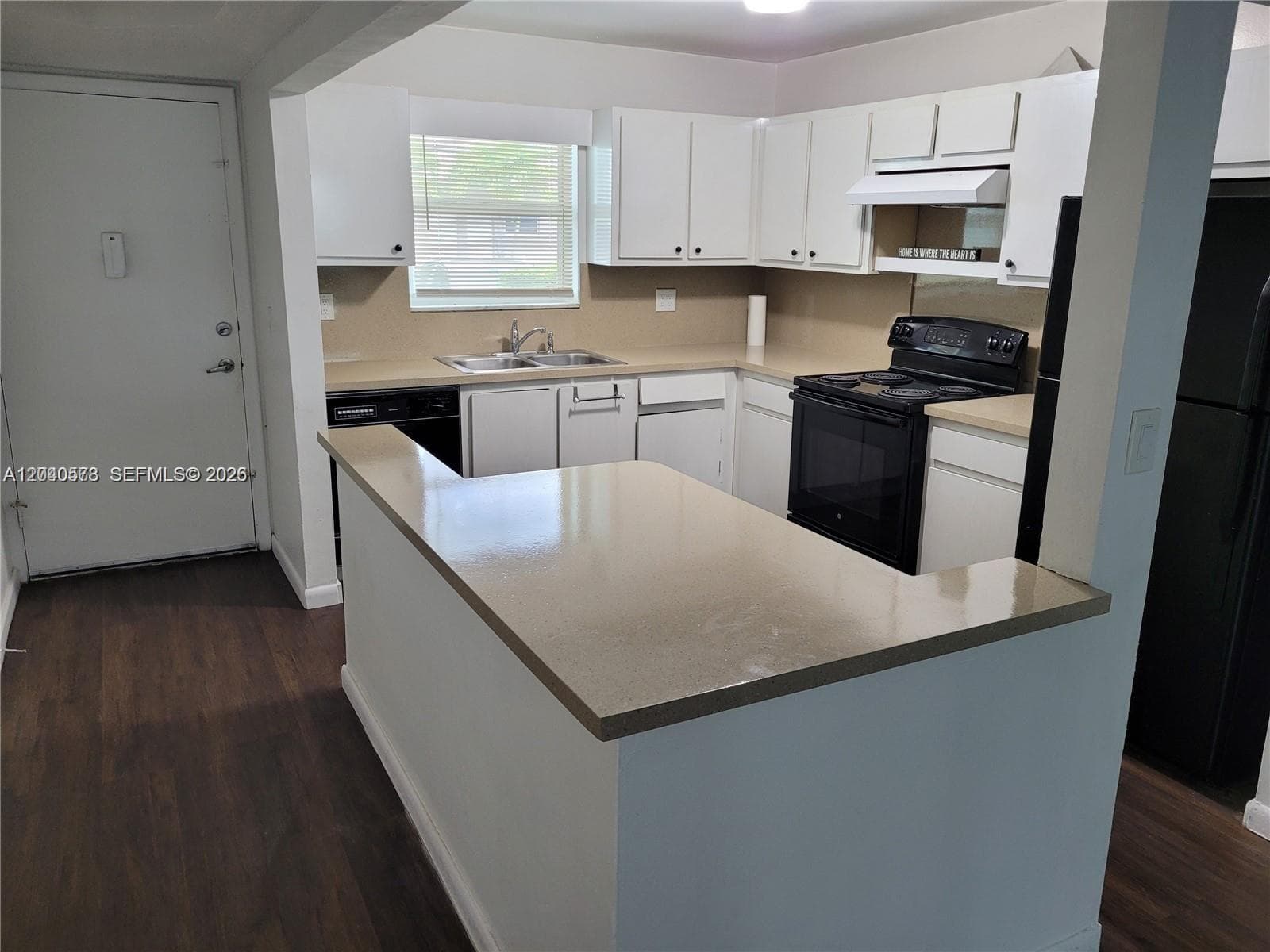 2832 W Fillmore St # 18, Hollywood FL 33020 photo 2