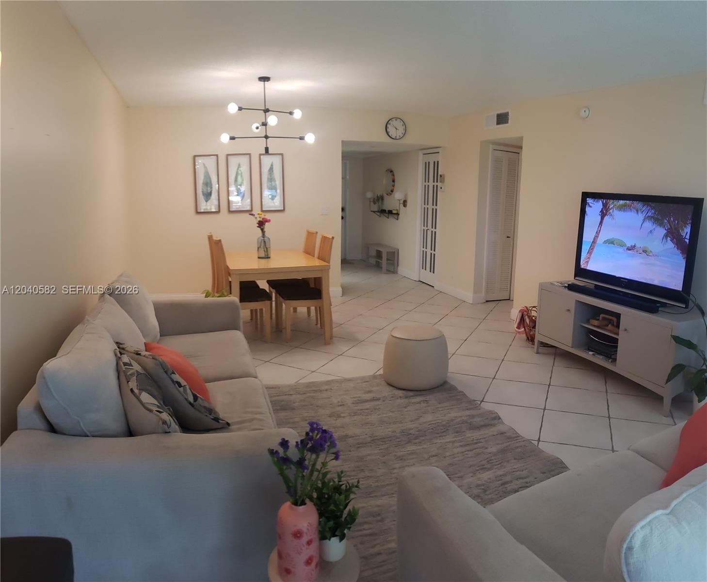550 Oaks Ln # 202, Pompano Beach FL 33069