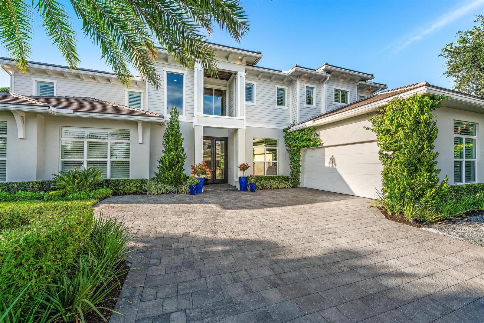 2169 Driftwood Circle, Palm Beach Gardens FL 33410 photo 2