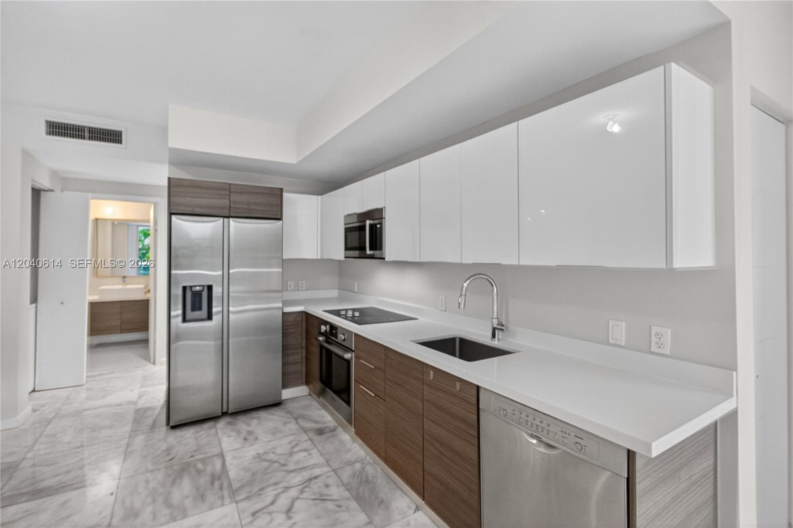 1010 SW 2nd Ave # 603, Miami FL 33130 photo 2