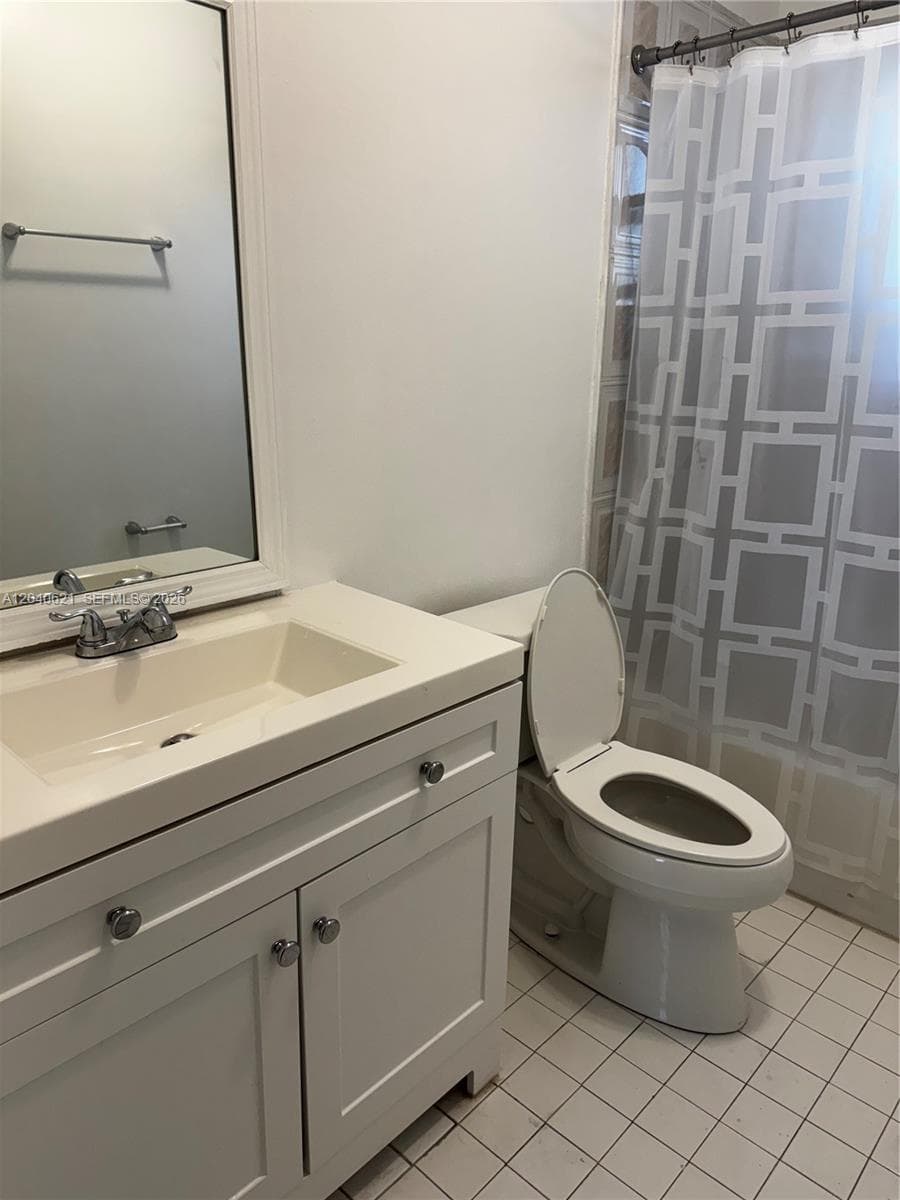 13500 NE 3rd Ct # 120, North Miami FL 33161 photo 5