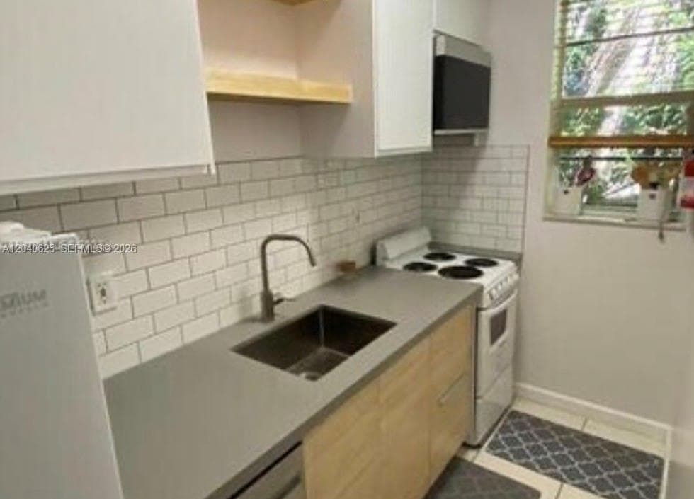 822 Lenox Ave # 5, Miami Beach FL 33139 photo 5