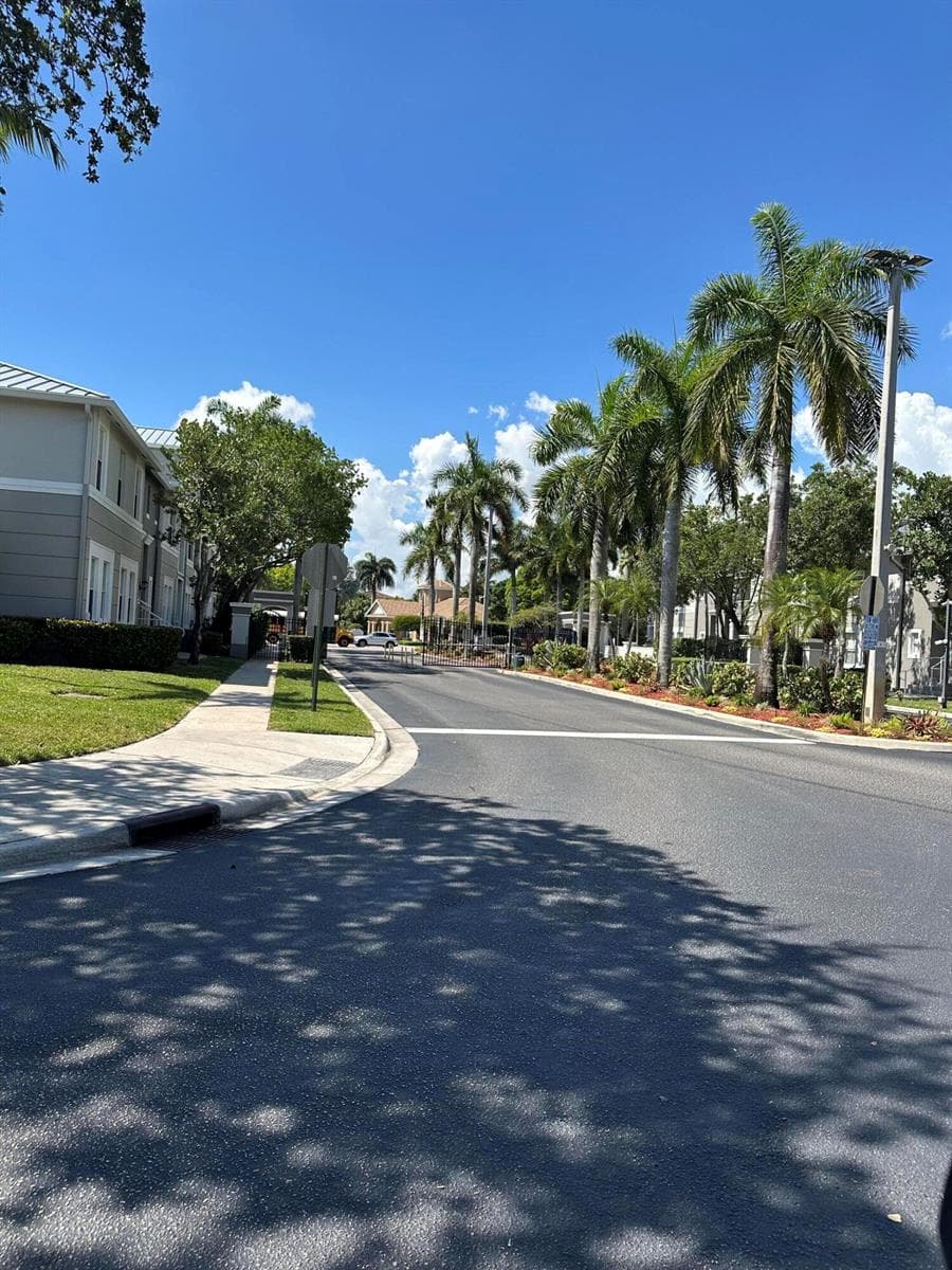 1121 Shoma Drive, Royal Palm Beach FL 33414 photo 3