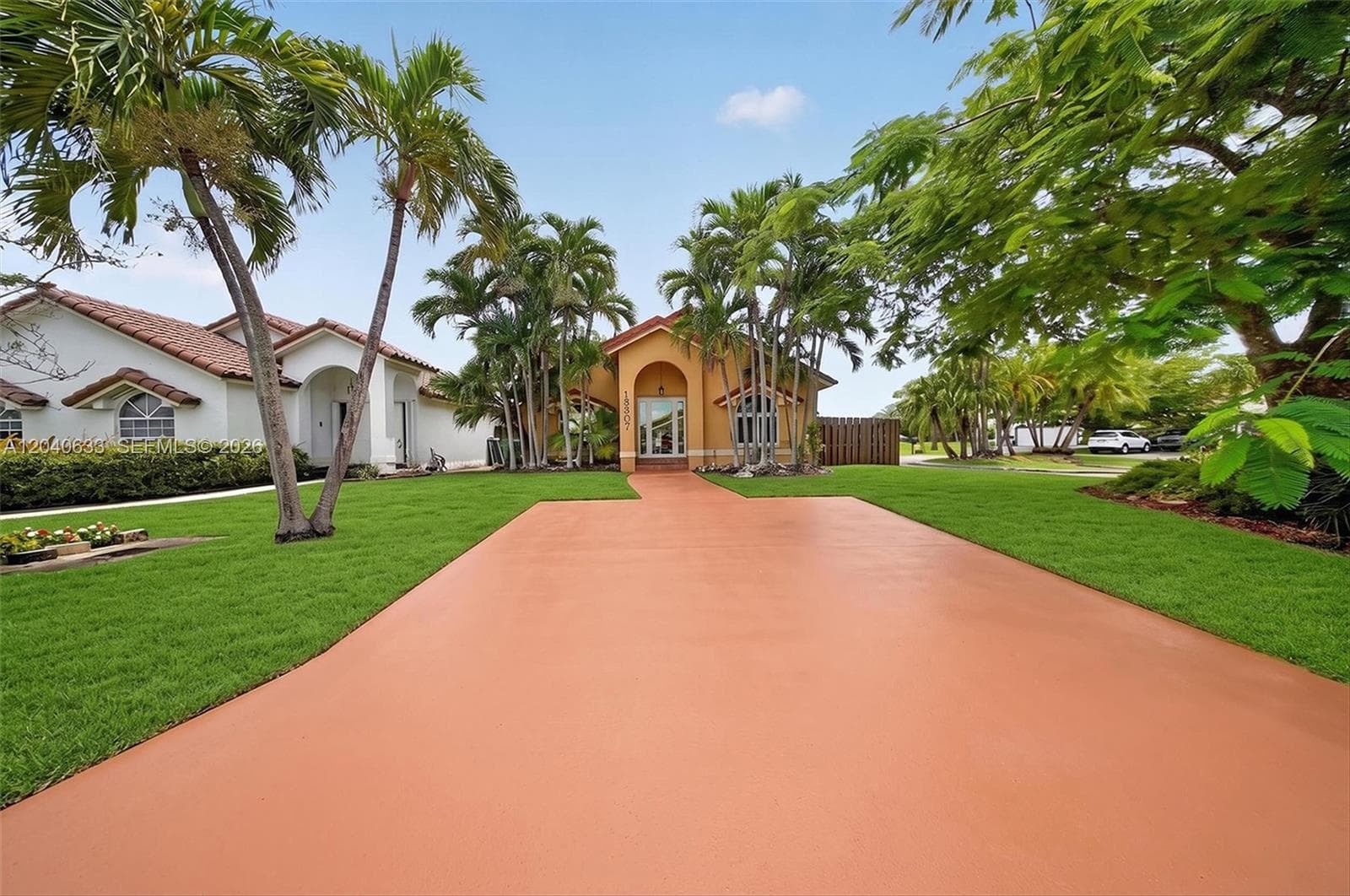 15307 SW 52nd Ter, Miami FL 33185 photo 3