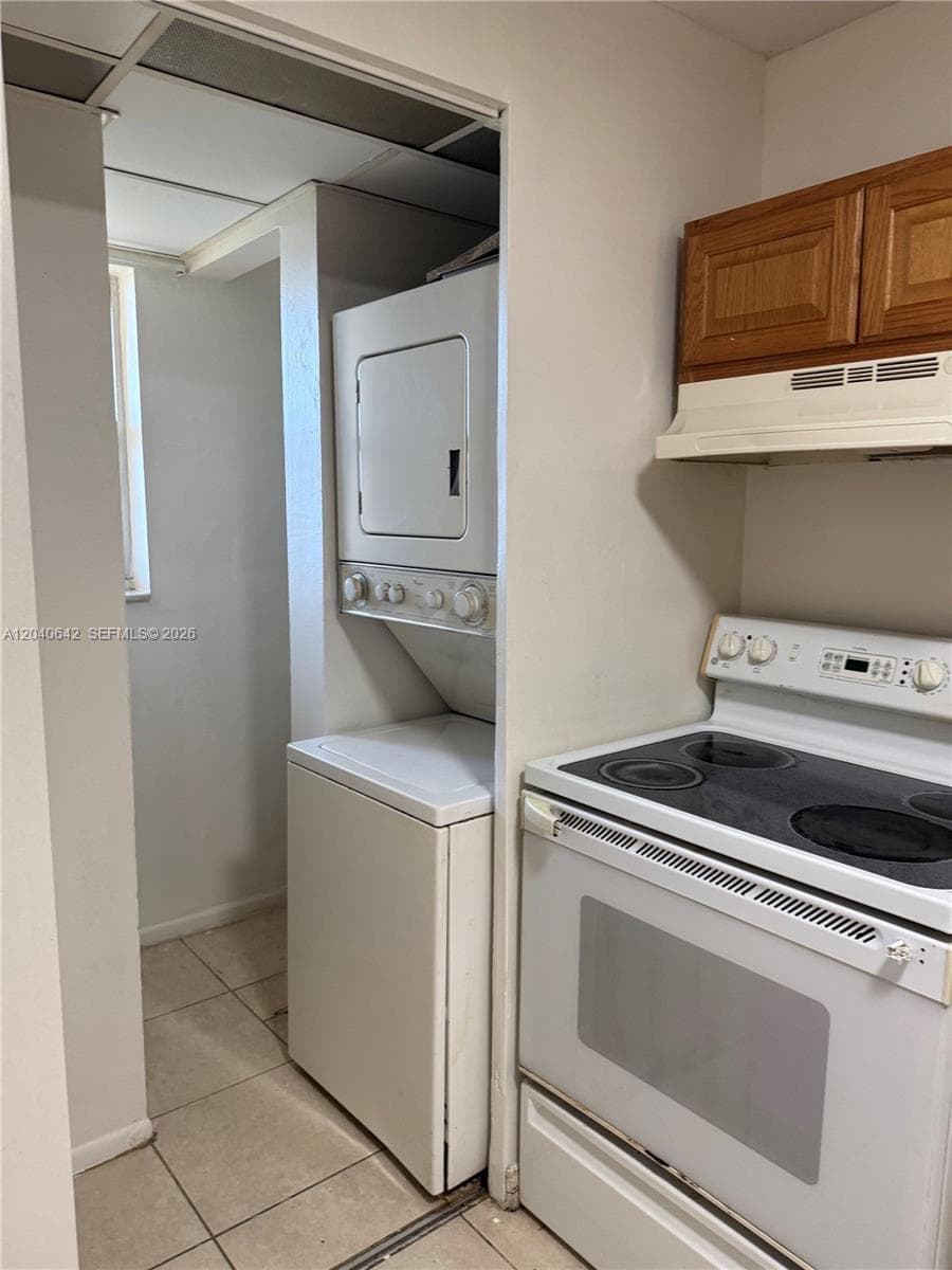 7900 S Colony Cir S # 207, Tamarac FL 33321 photo 2