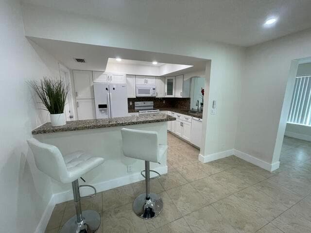 180 SW 77th Avenue, Margate FL 33068 photo 2