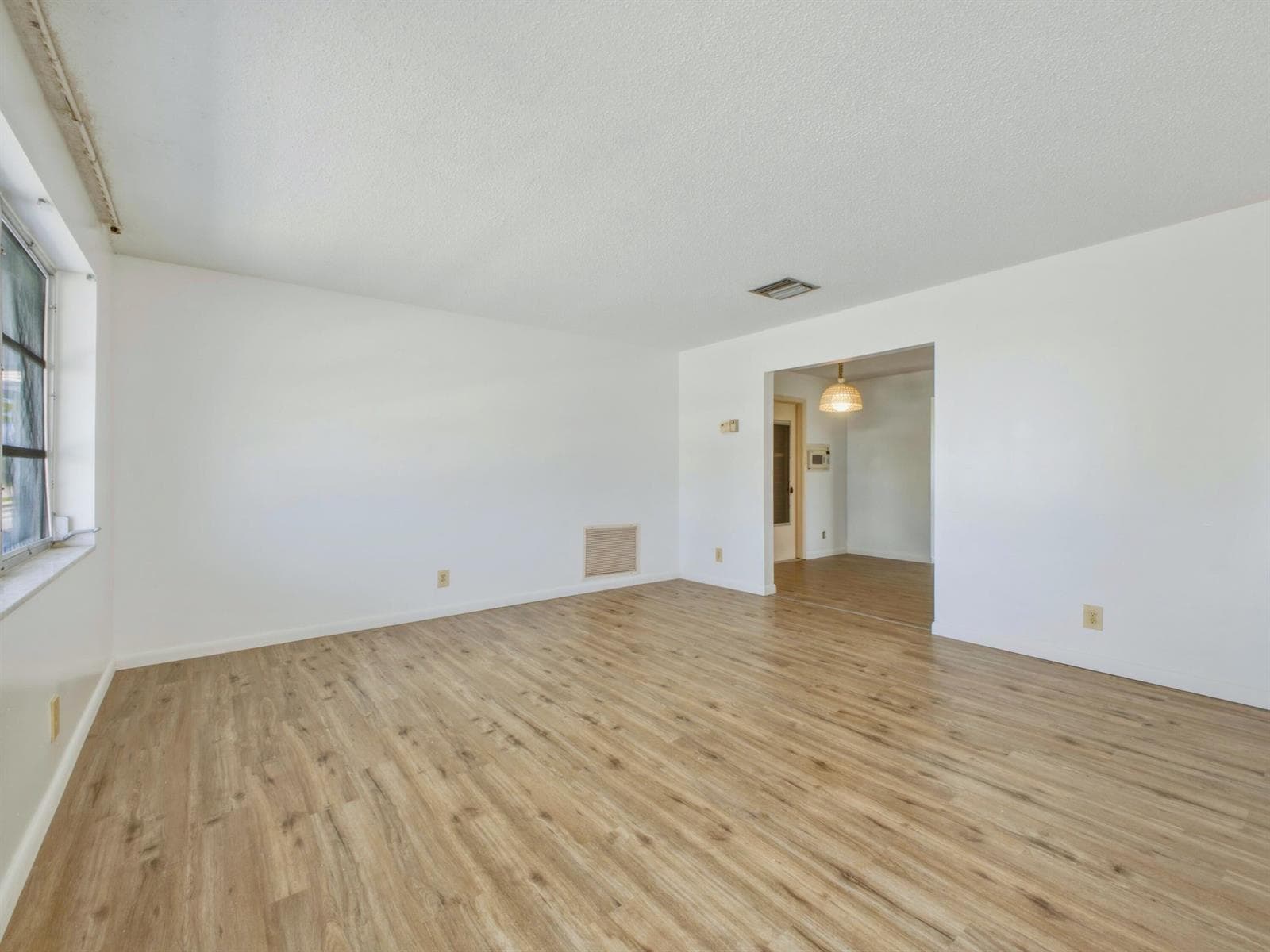 1012 SW 17th Street, Boynton Beach FL 33426 photo 5