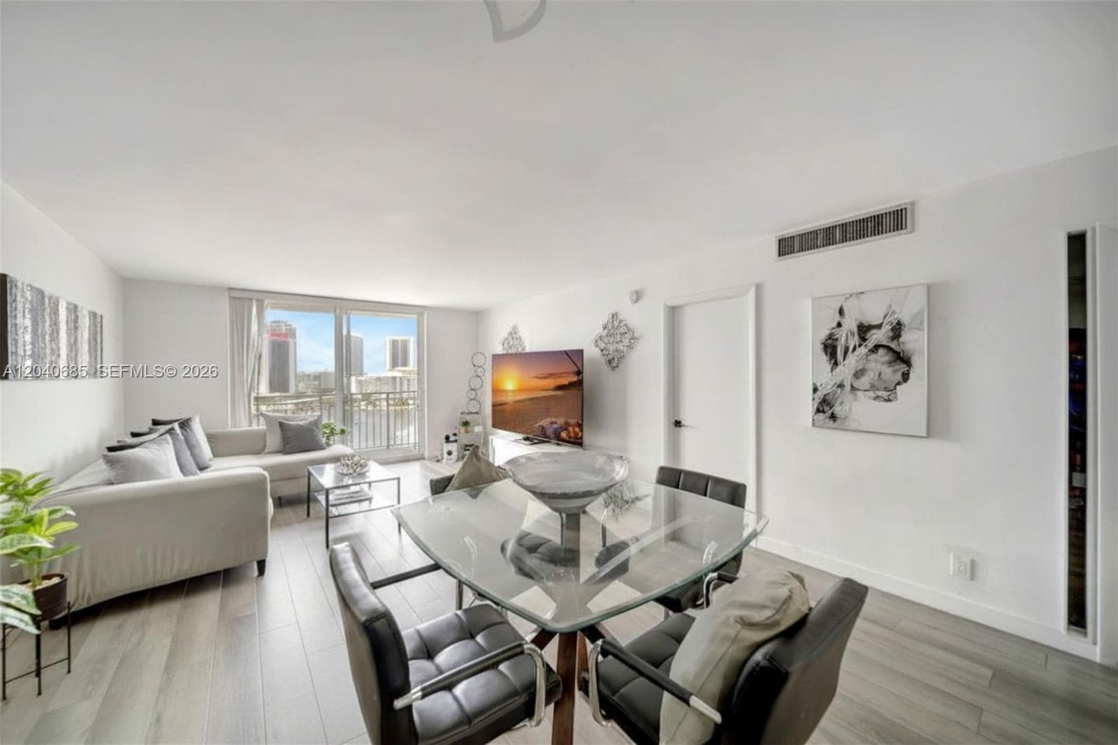 427 Golden Isles Dr # 16H, Hallandale Beach FL 33009 photo 5