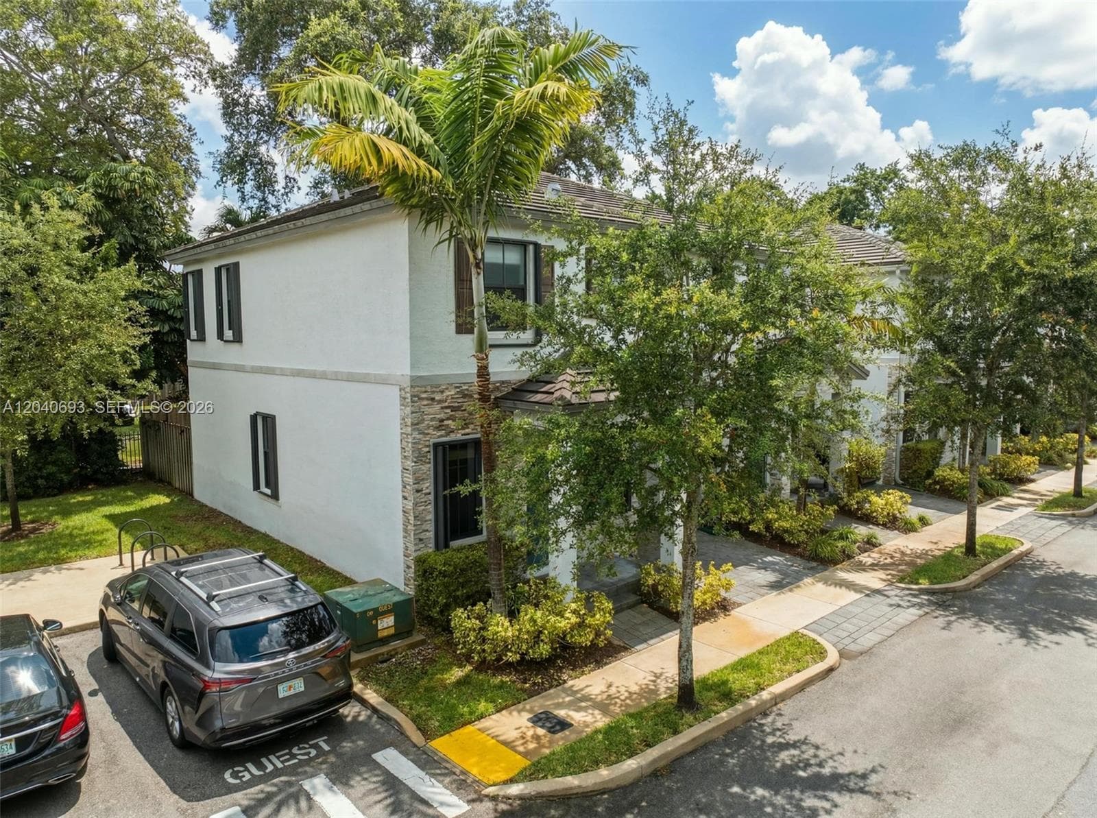 2821 SW 17th Ave, Fort Lauderdale FL 33315 photo 2