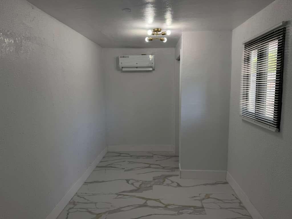 160 SE 15th Avenue Unit B, Pompano Beach FL 33060 photo 2
