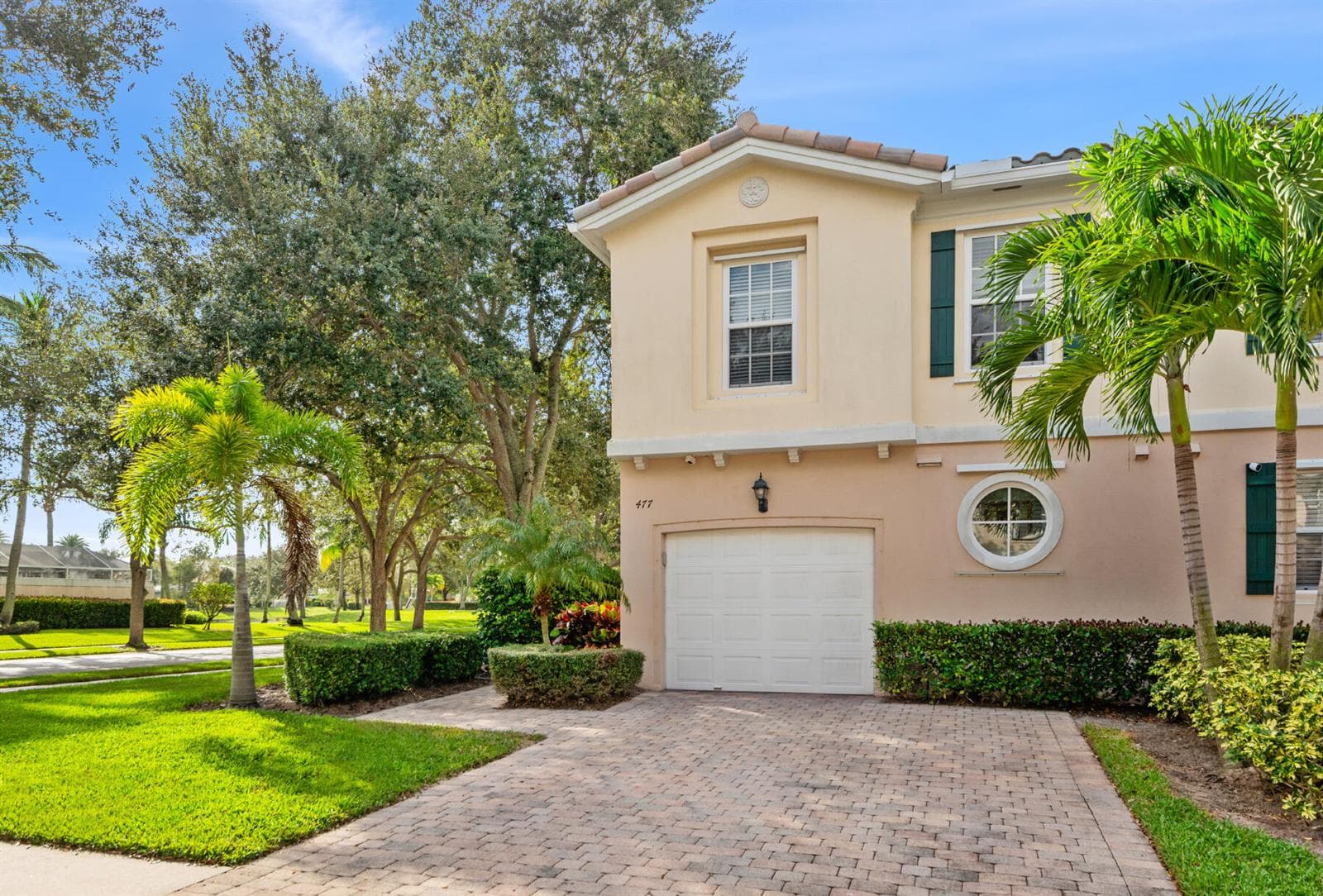 477 Capistrano Drive, Palm Beach Gardens FL 33410 photo 2