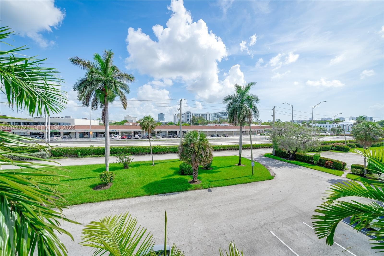 2880 NE 203rd St # 34B, Aventura FL 33180 photo 3