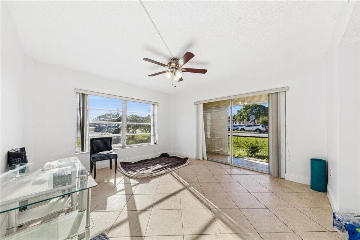 4156 Inverrary Drive, Lauderhill FL 33319 photo 5