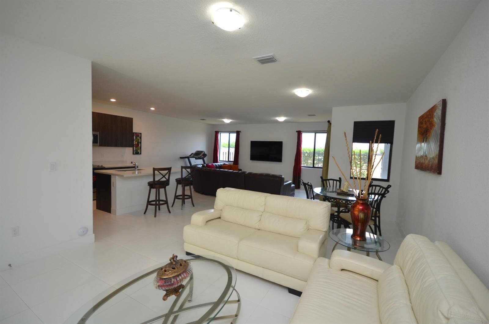 15743 SW 136th Terrace, Miami FL 33196 photo 2