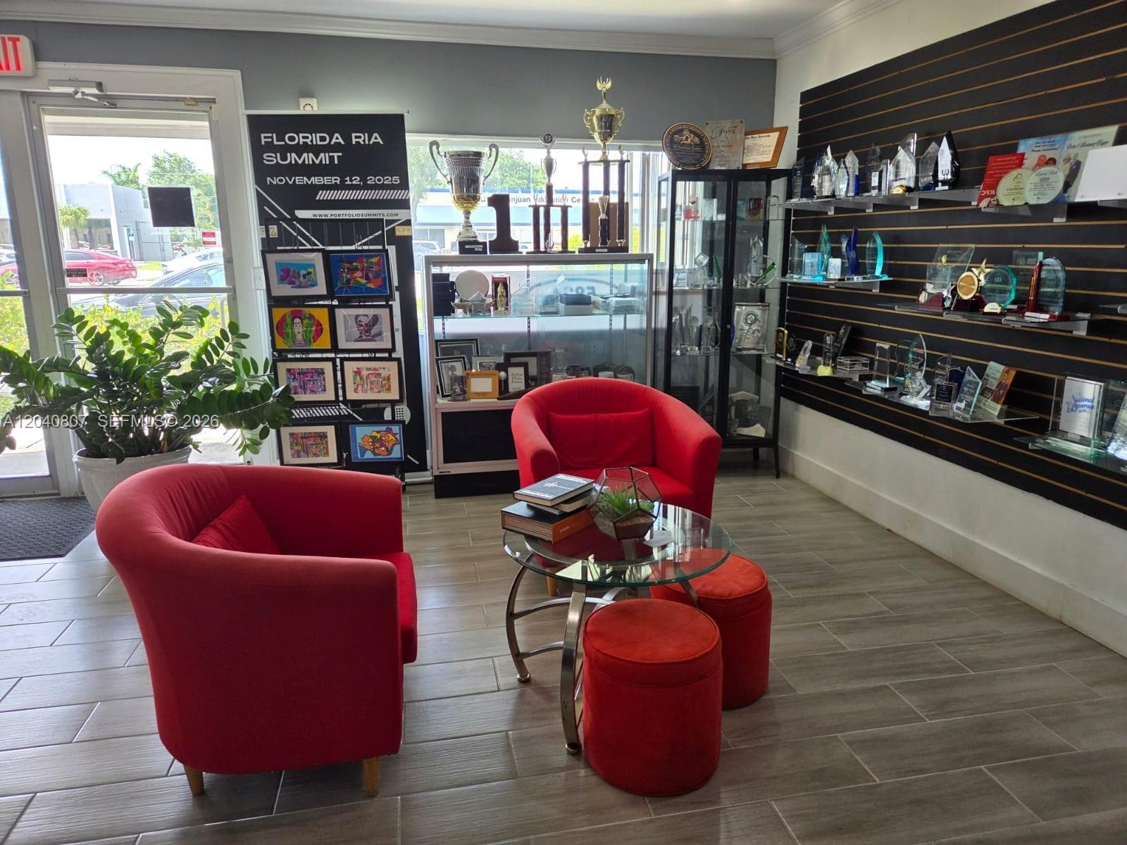 5824 Johnson St, Hollywood FL 33021 photo 2