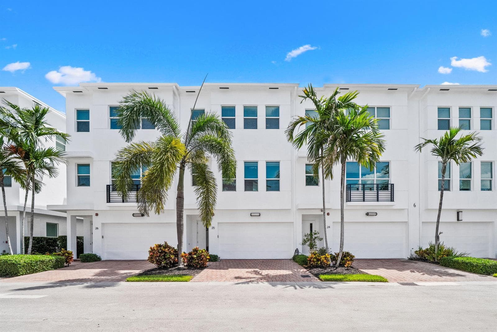 2900 NE 12th Terrace # 25, Oakland Park FL 33334 photo 3