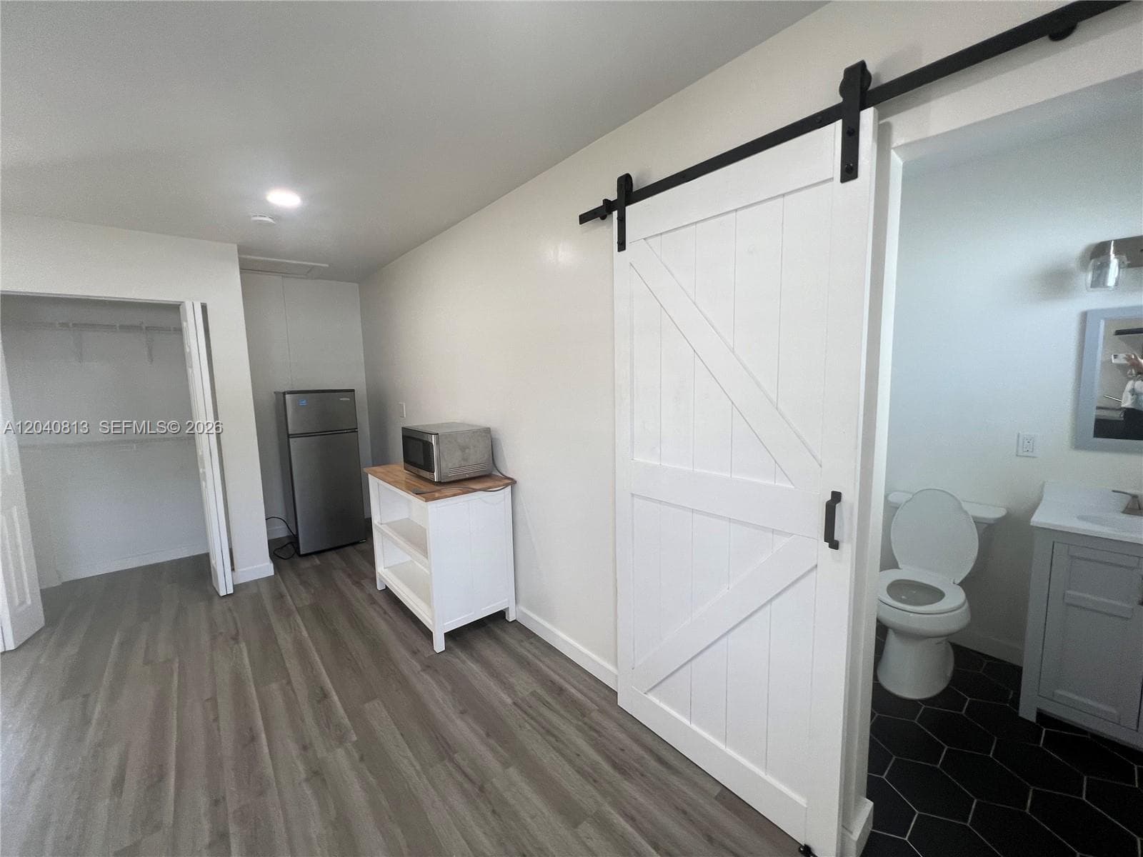 1015 SW 4th Ave # B, Fort Lauderdale FL 33315 photo 2