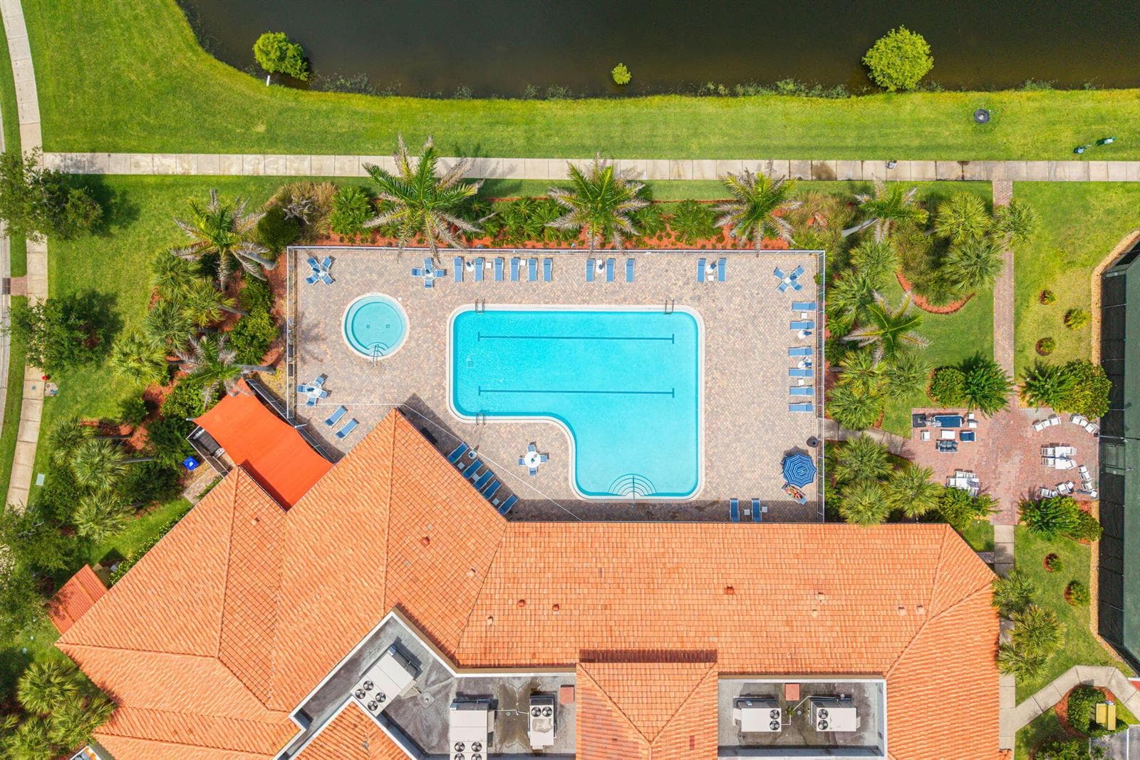 6223 Dorchester Way, Vero Beach FL 32966 photo 2