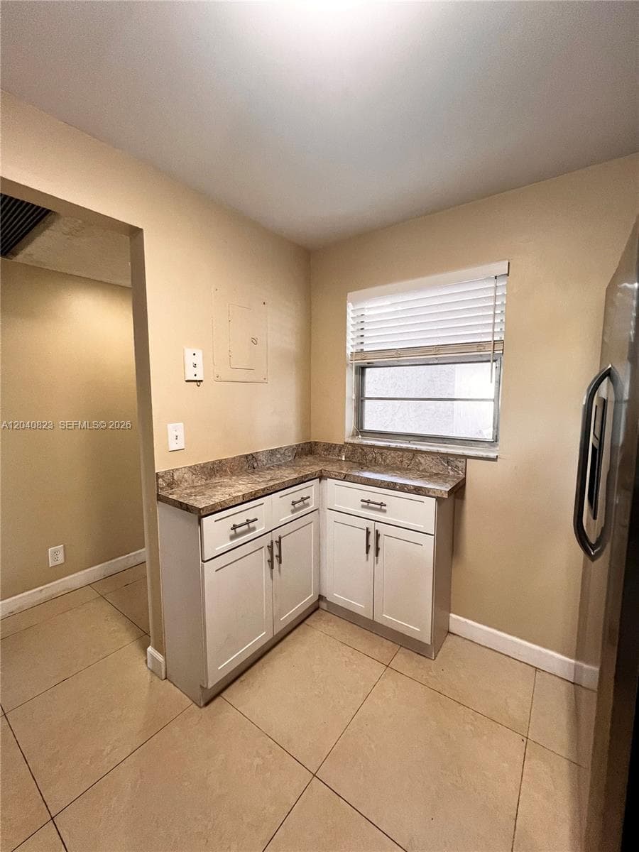 9235 Lagoon Pl # 109, Davie FL 33324 photo 5