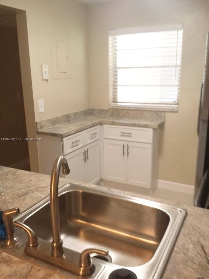 9235 Lagoon Pl # 109, Davie FL 33324 photo 4