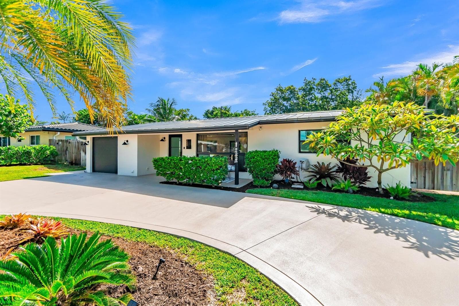 300 SE 8th Avenue, Deerfield Beach FL 33441 photo 5