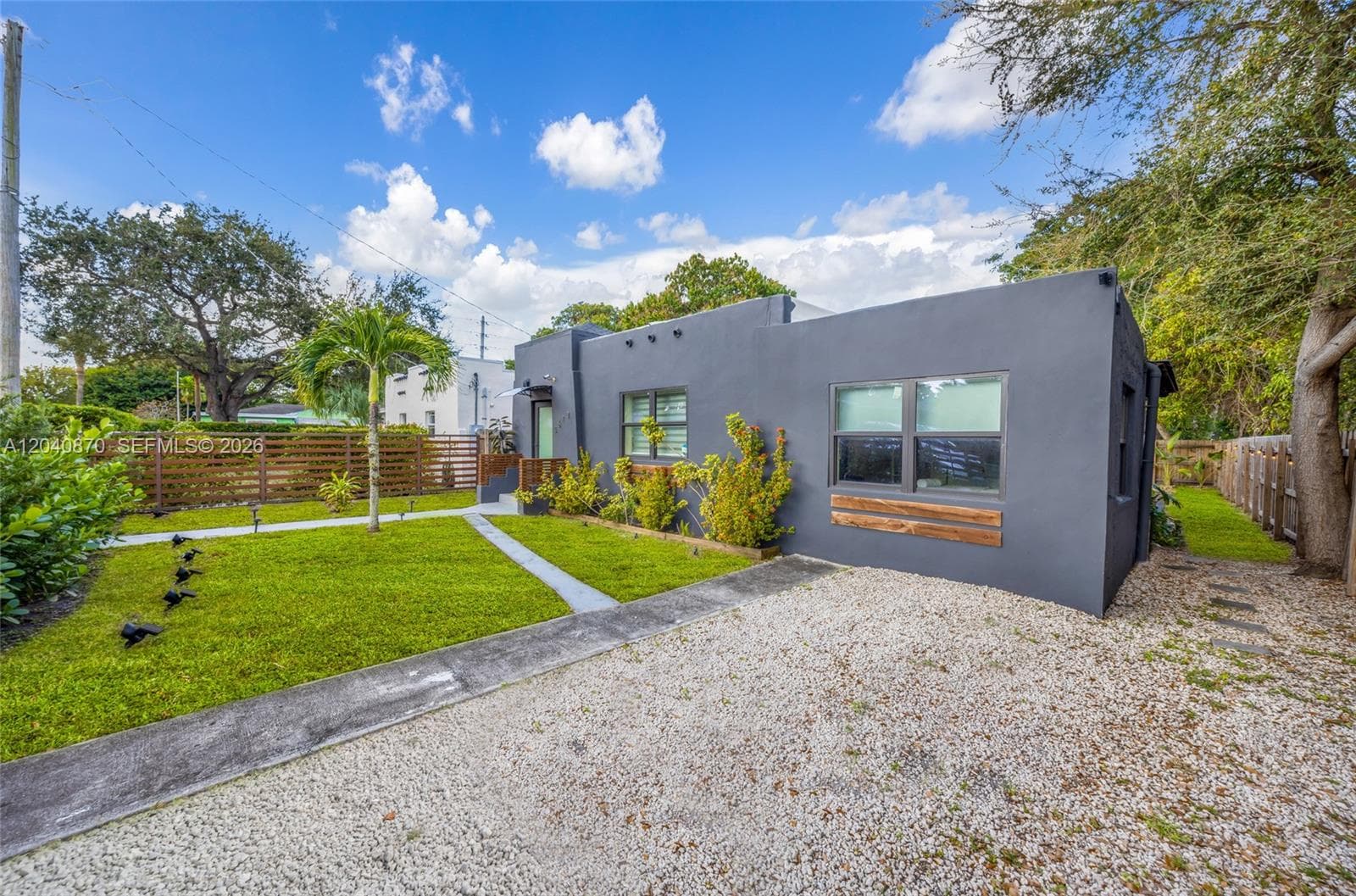 5612 NW 11th Ave, Miami FL 33127 photo 2