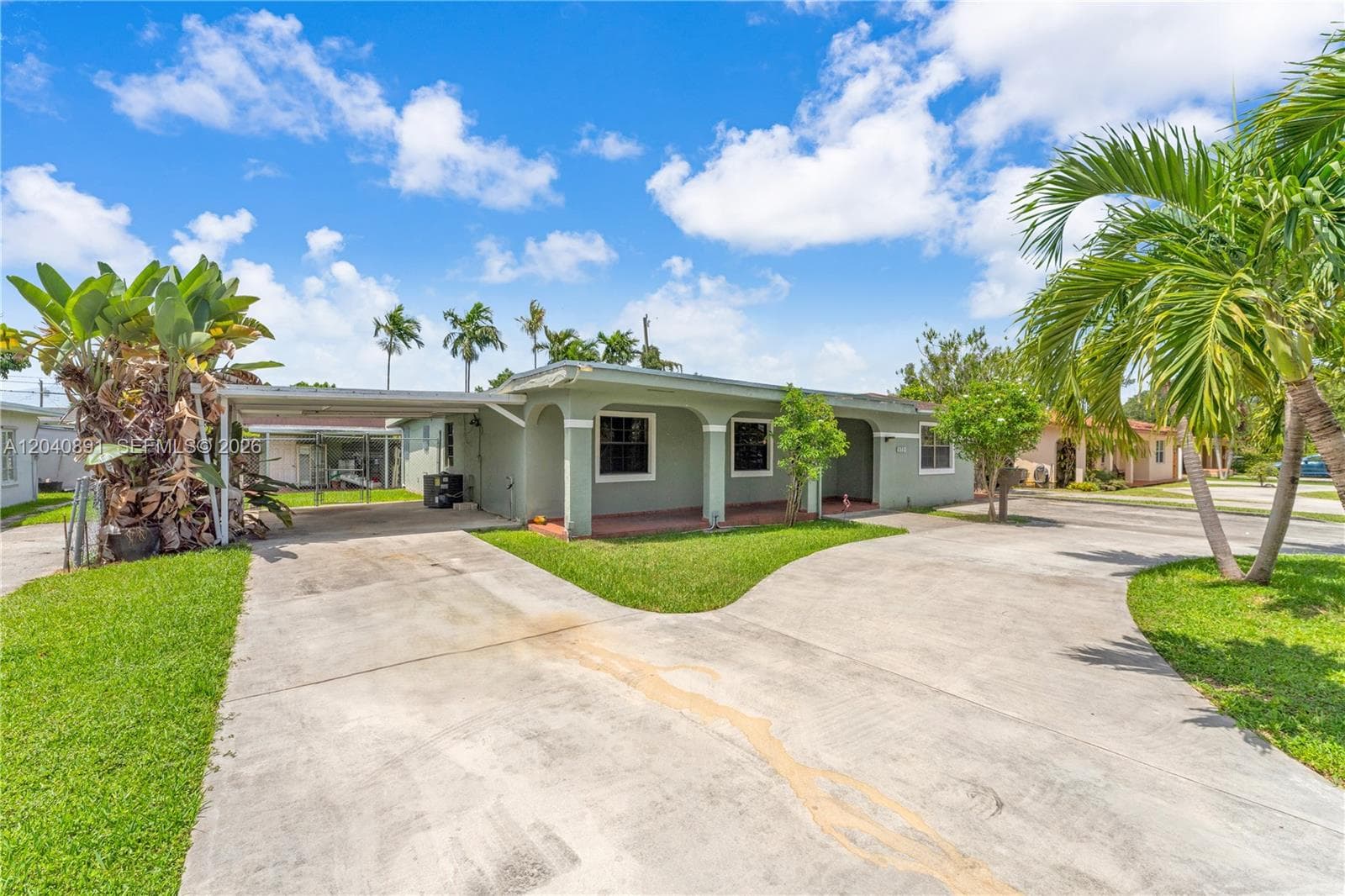 6860 SW 18th St, Miami FL 33155 photo 2