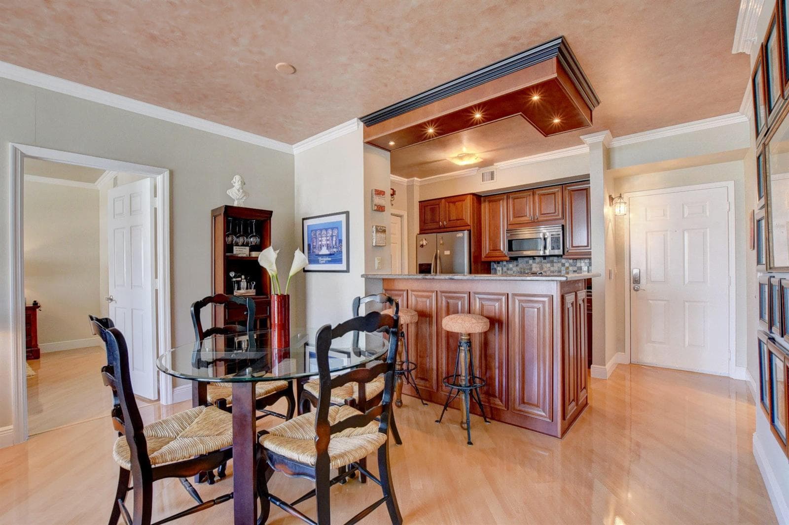 780 S Sapodilla Avenue # 401, West Palm Beach FL 33401 photo 2