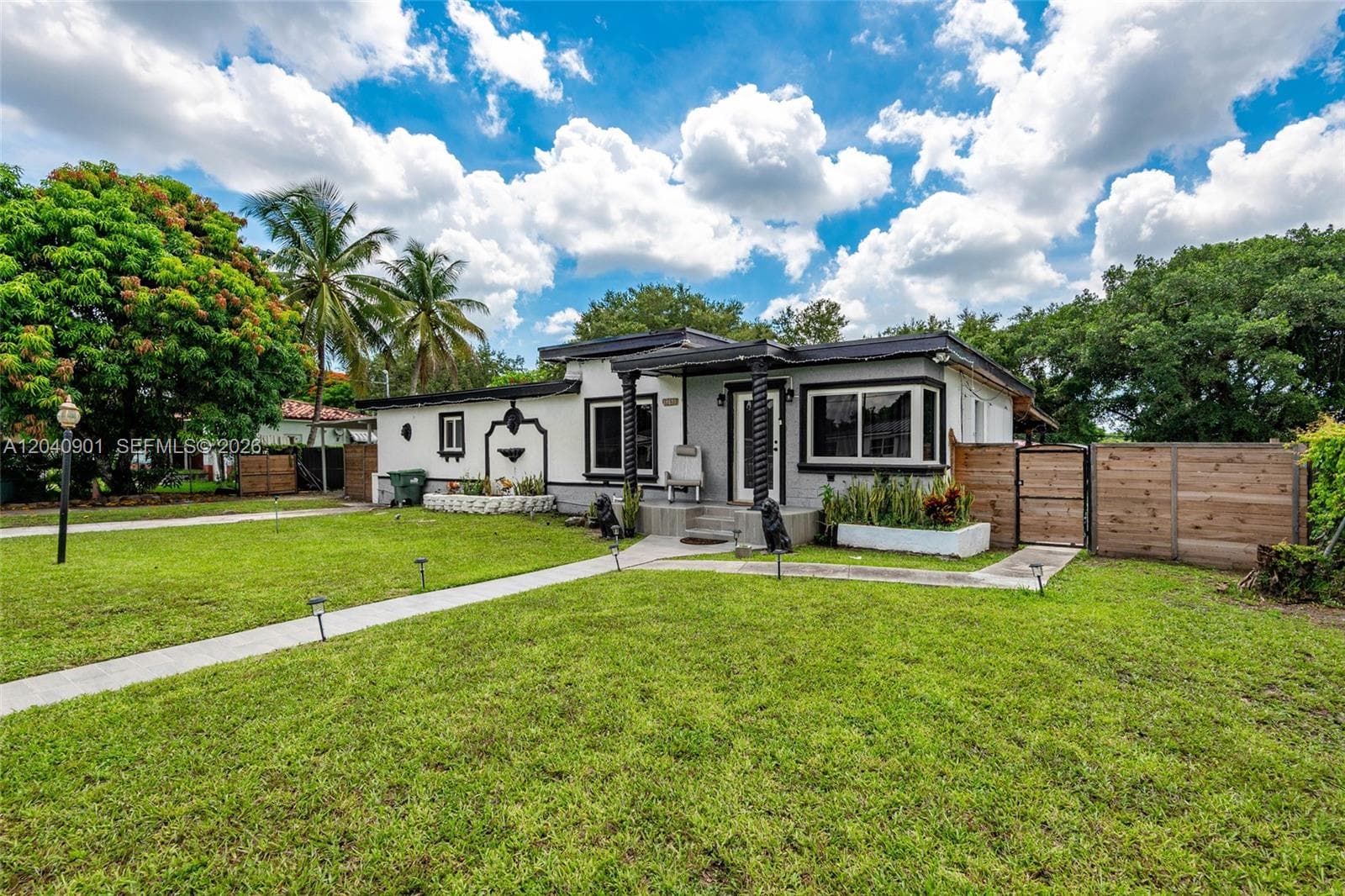14855 NW 16 Drive, Biscayne Gardens FL 33167 photo 2