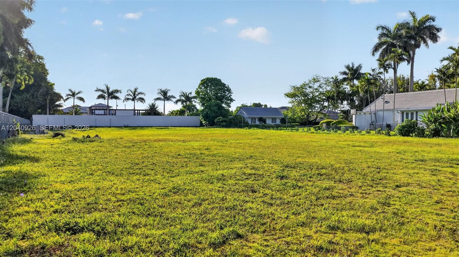 365 NW 128th AVE, Sweetwater FL 33182 photo 3