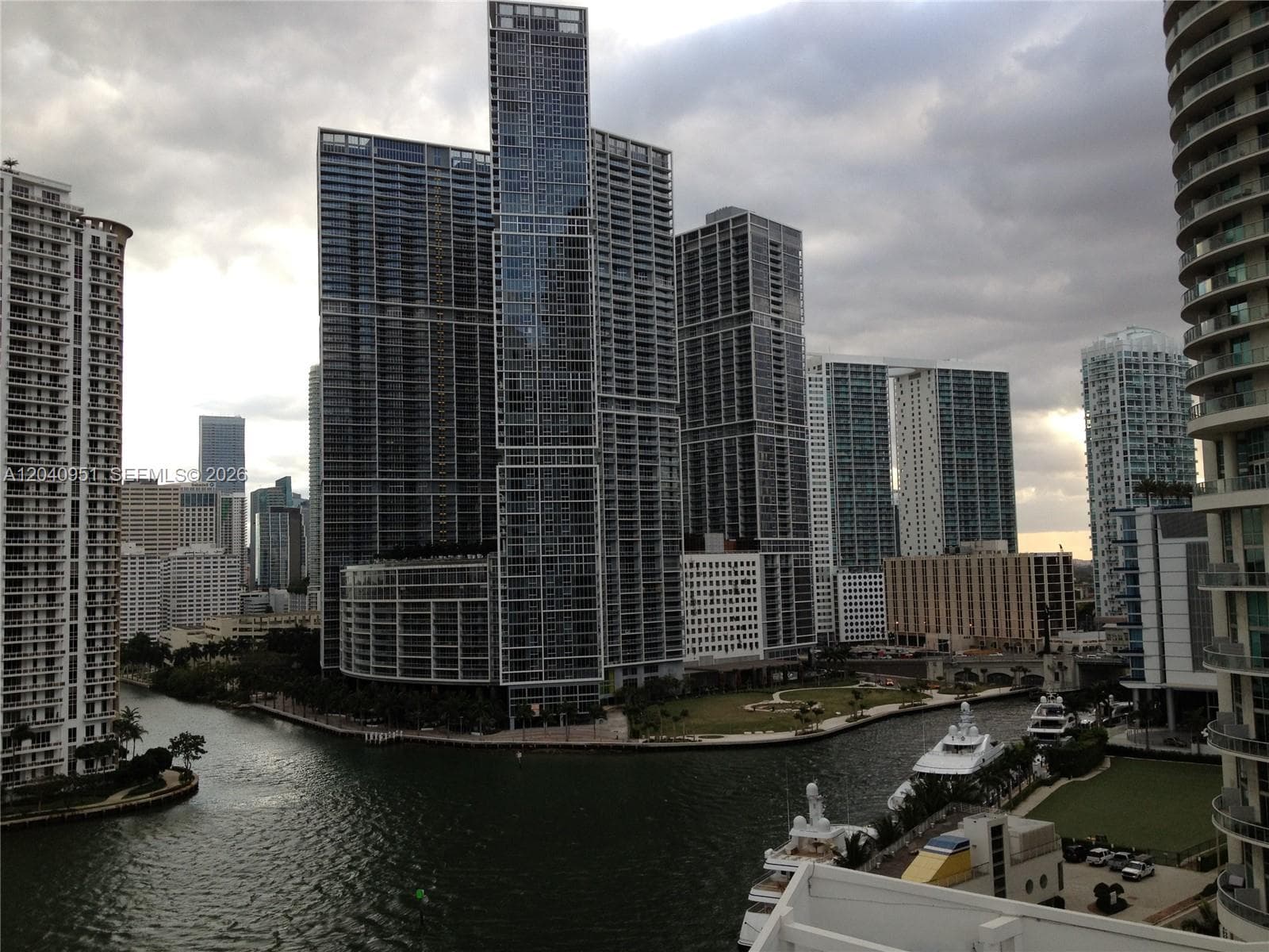 325 S Biscayne Blvd # 1414, Miami FL 33131 photo 5