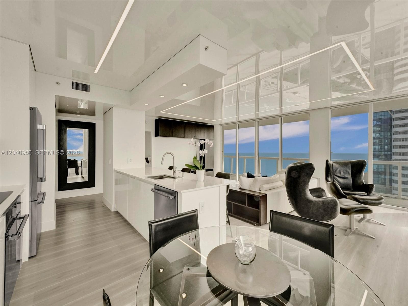 6365 Collins Ave # 2407, Miami Beach FL 33141