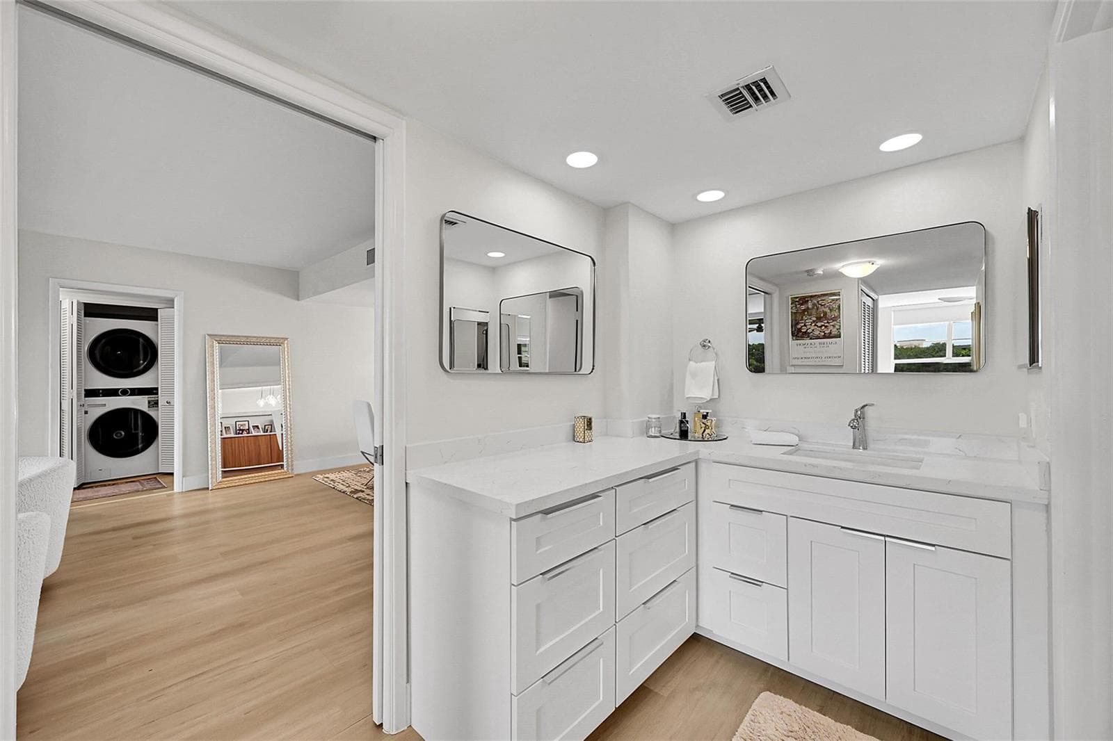 555 Oaks Lane # 311, Pompano Beach FL 33069 photo 5