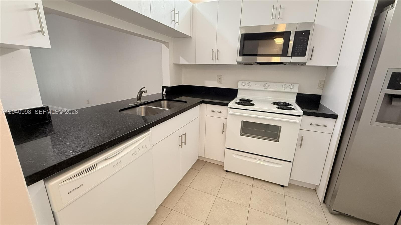 9262 NW 1st St # 205, Pembroke Pines FL 33024 photo 4