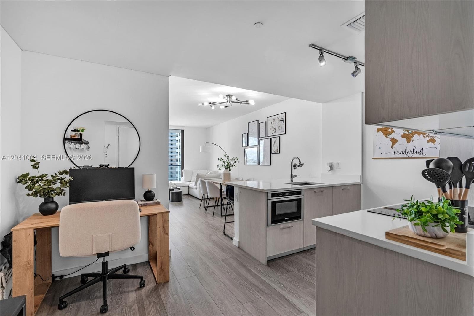501 NE 31st St # 3704, Miami, FL 33137 photo 3