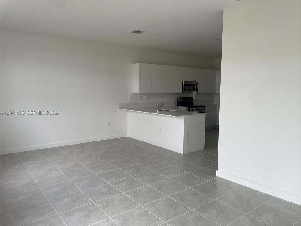 12612 NW 22nd Pl # 12612, Miami FL 33167 photo 2